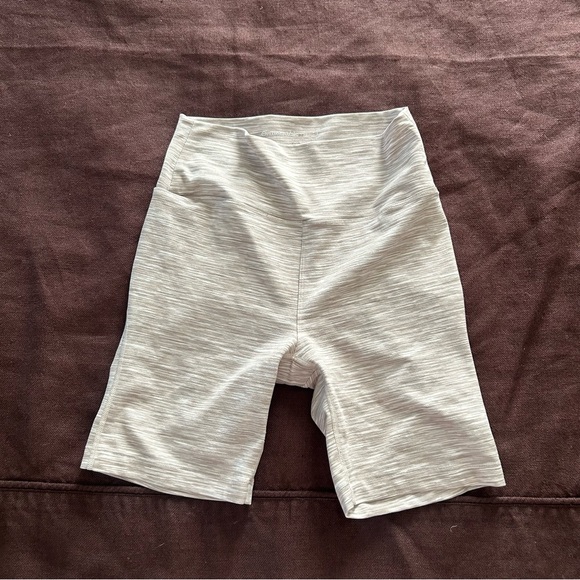 OUTDOOR VOICES align shorts - Picture 2 of 7